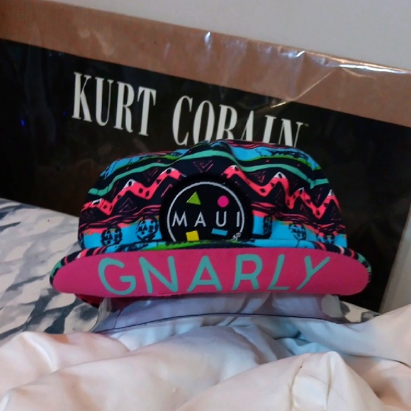 Maui and Sons  Vintage  Gnarly FLIP UP Pink  Cap with Graphic Design - Picture 1 of 8